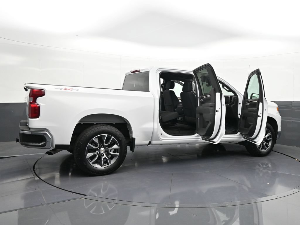 Certified 2024 Chevrolet Silverado 1500 LT AWD/4WD image 39