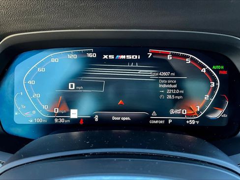 Used 2021 BMW X5 M50i w/ Executive Package image 45