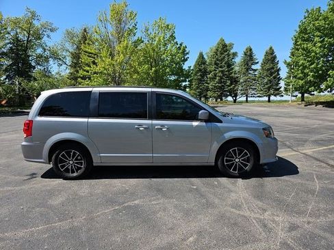 Used 2019 Dodge Grand Caravan GT FWD image 6