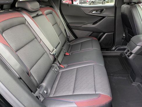 Used 2026 Chevrolet Equinox RS w/ Convenience Package III AWD/4WD image 28