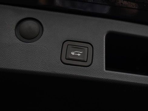 New 2026 GMC Terrain AT4 w/ Convenience Package III image 9