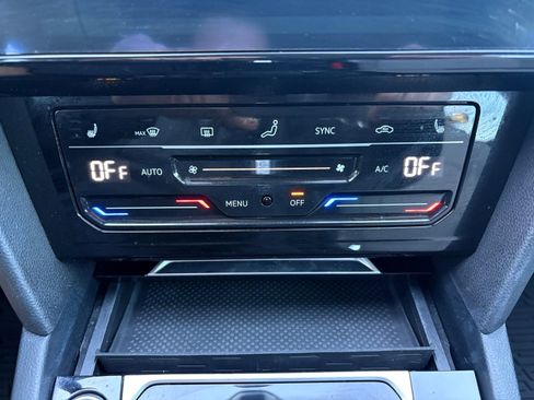 Certified 2021 Volkswagen Arteon SE image 16