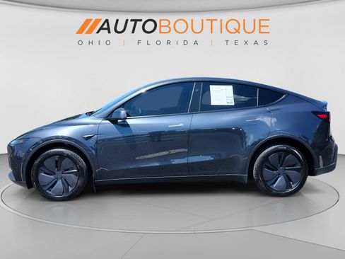 Used 2026 Tesla Model Y Long Range AWD/4WD image 2