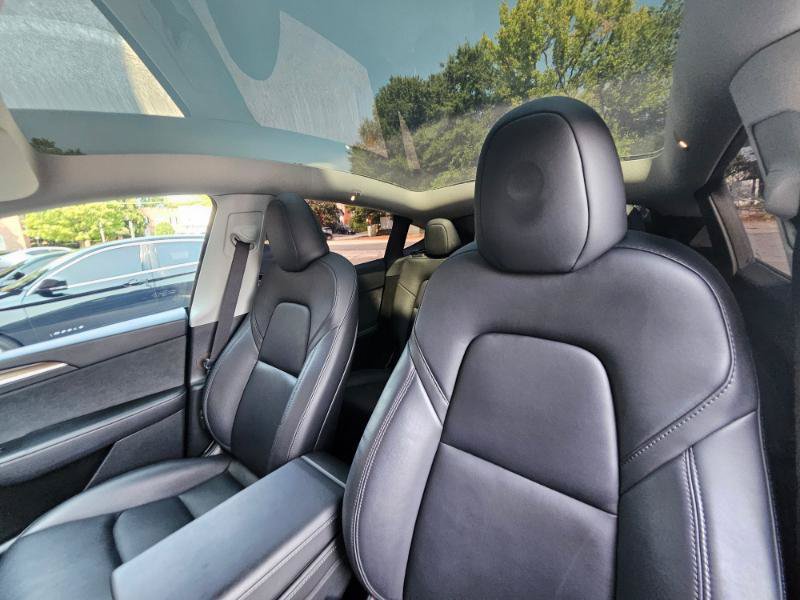 Used 2023 Tesla Model Y Long Range AWD/4WD image 40