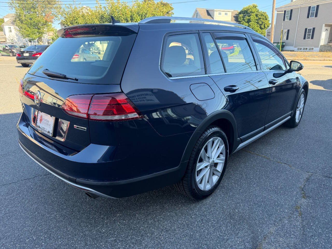 Used 2019 Volkswagen Golf Alltrack S AWD/4WD image 8
