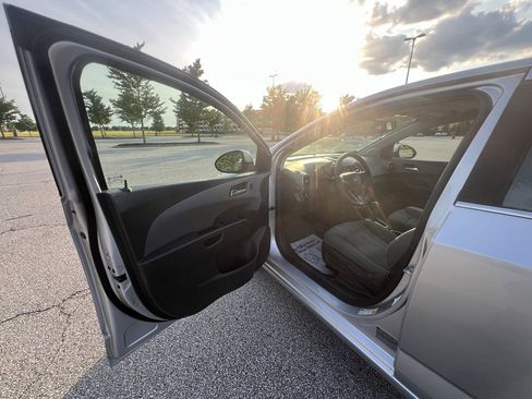 Used 2015 Chevrolet Sonic LT FWD image 16