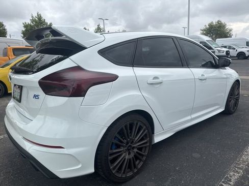 Used 2017 Ford Focus RS AWD/4WD image 3