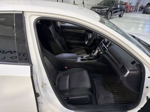 Used 2020 Honda Accord LX image 13