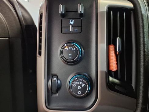 Used 2018 GMC Sierra 3500 Denali w/ Duramax Plus Package image 19