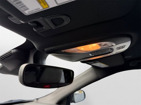 New 2025 Jeep Compass Limited image 27