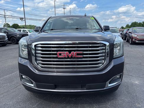 Used 2018 GMC Yukon XL SLT w/ Premium Edition AWD/4WD image 2