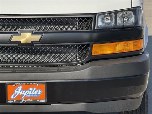 New 2025 Chevrolet Express 2500 w/ Driver Convenience Package image 8