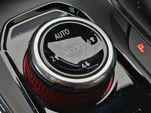 Certified 2024 GMC Canyon AT4X image 25