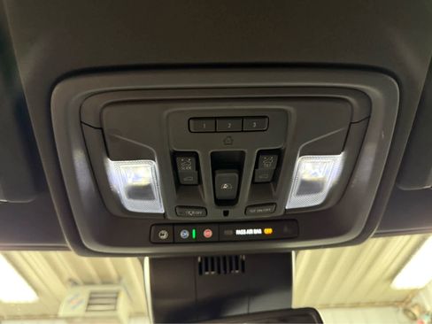 Used 2022 Chevrolet Silverado 1500 High Country w/ LPO, Dark Essentials Package image 23