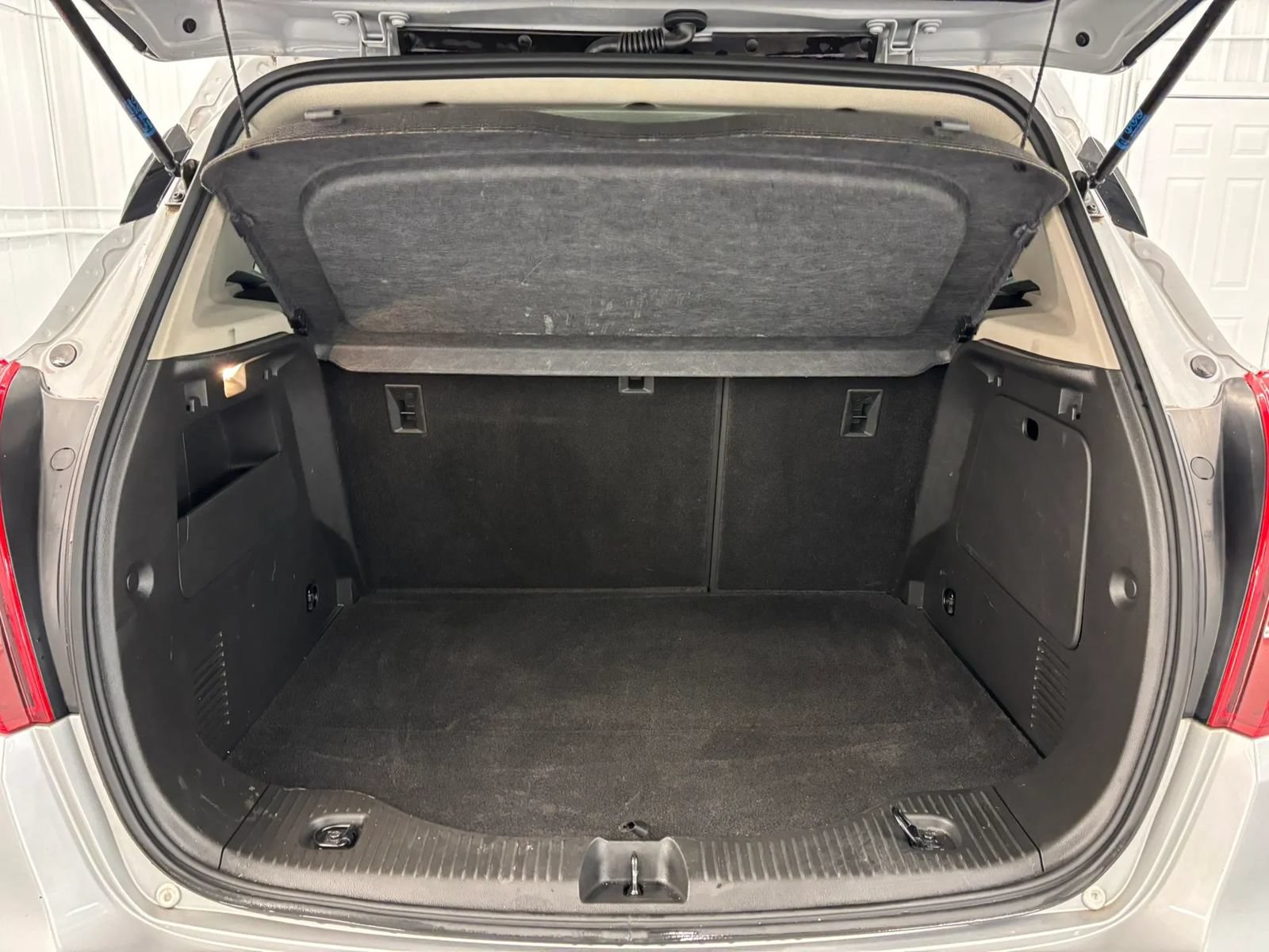 Used 2022 Buick Encore Preferred AWD/4WD image 34