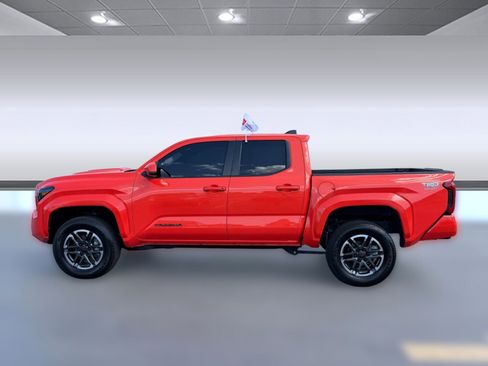 Certified 2024 Toyota Tacoma TRD Sport image 2
