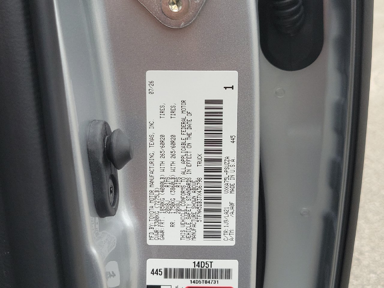 Used 2026 Toyota Tundra Platinum AWD/4WD image 32
