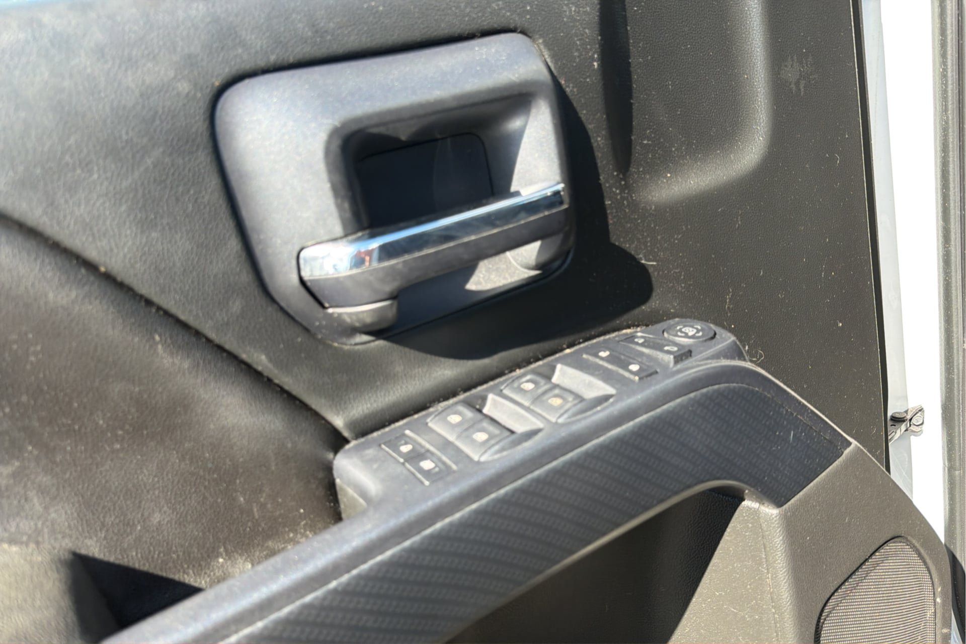 Used 2015 Chevrolet Silverado 1500 LT w/ All Star Edition AWD/4WD image 19