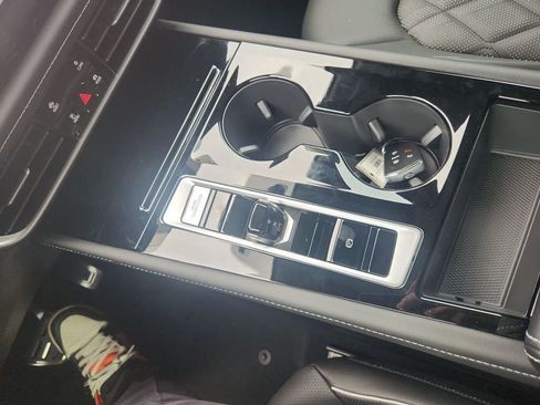 New 2026 Volkswagen Atlas SEL Premium R-Line image 19