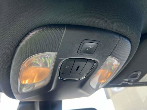 Used 2026 Jeep Compass Limited AWD/4WD image 32