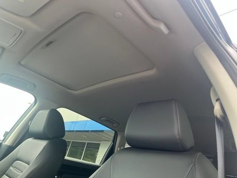 Used 2026 Honda CR-V EX-L image 6