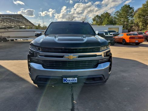 Used 2019 Chevrolet Silverado 1500 LT w/ Texas Edition image 32