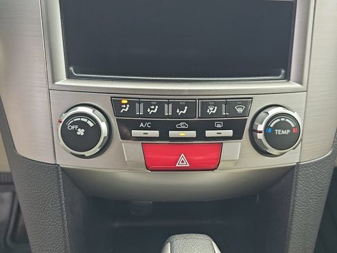 Used 2012 Subaru Outback 3.6R w/ Popular Pkg 1B AWD/4WD image 24