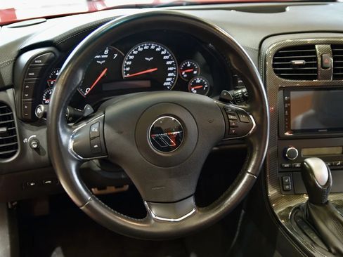 Used 2012 Chevrolet Corvette Grand Sport w/ 4LT Preferred Equipment Group RWD image 17