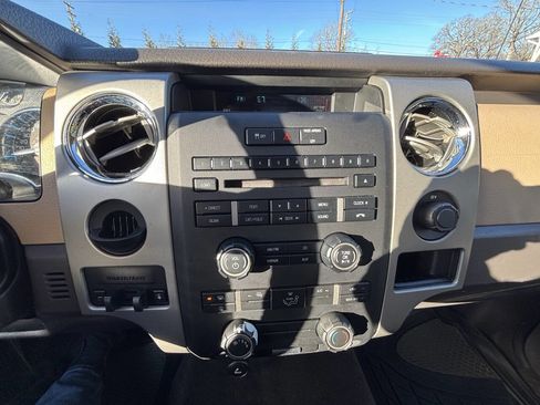 Used 2011 Ford F150 XLT w/ XLT Chrome Pkg image 14