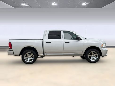 Used 2017 RAM 1500 Express w/ Express Value Package image 8