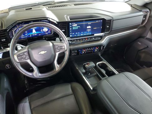 Used 2023 Chevrolet Silverado 1500 LTZ RWD image 12