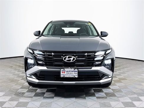 New 2026 Hyundai Tucson SE image 7