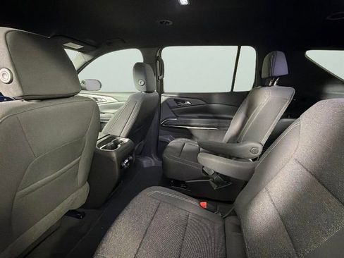 Certified 2026 Chevrolet Traverse LT FWD image 28