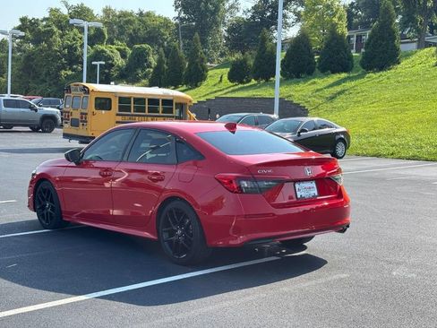 Used 2024 Honda Civic Sport image 5