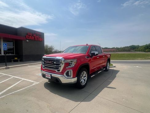 Used 2019 GMC Sierra 1500 SLT w/ SLT Convenience Package AWD/4WD image 2