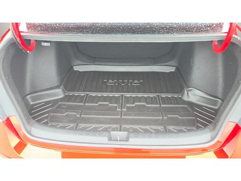 Used 2023 Honda Civic Sport image 16