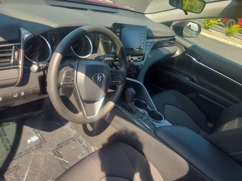 Certified 2022 Toyota Camry LE w/ Carpet Mat Package (TMS) FWD image 15