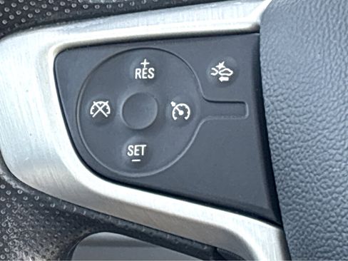 Used 2022 GMC Terrain SLE w/ Driver Convenience Package image 13