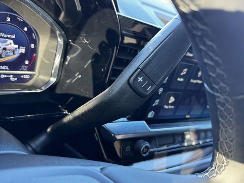 Used 2025 Chevrolet Silverado 3500 LT w/ Convenience Package image 26