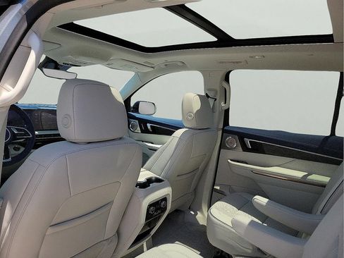 New 2026 Buick Enclave Avenir w/ Super Cruise Package AWD/4WD image 12