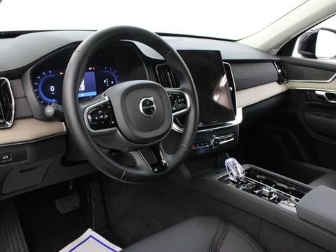 Certified 2025 Volvo XC90 B6 Plus image 15