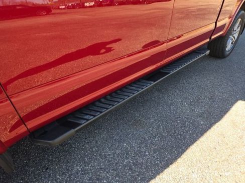 Used 2018 Ford F150 XLT w/ Equipment Group 302A Luxury image 26