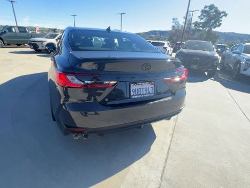 Used 2025 Toyota Camry SE w/ Multimedia Upgrade Package image 7