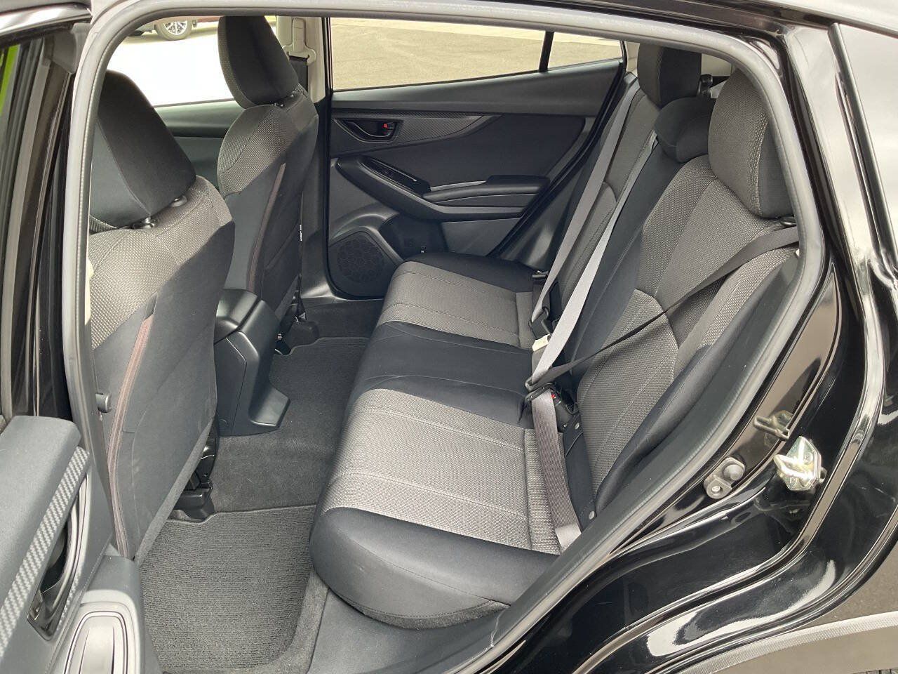 Used 2018 Subaru Crosstrek 2.0i AWD/4WD image 25