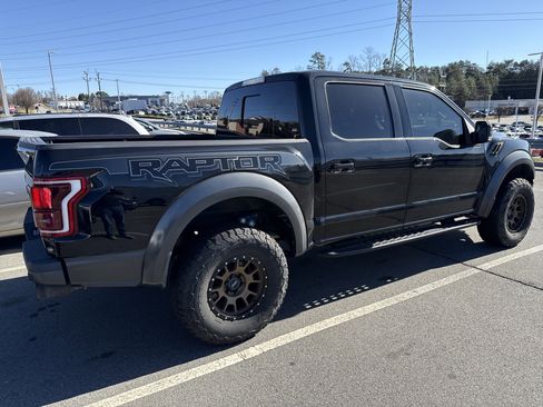 Used 2017 Ford F150 Raptor w/ Equipment Group 802A Luxury image 10