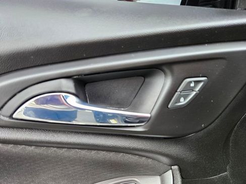 Used 2023 Chevrolet Malibu LS FWD image 25