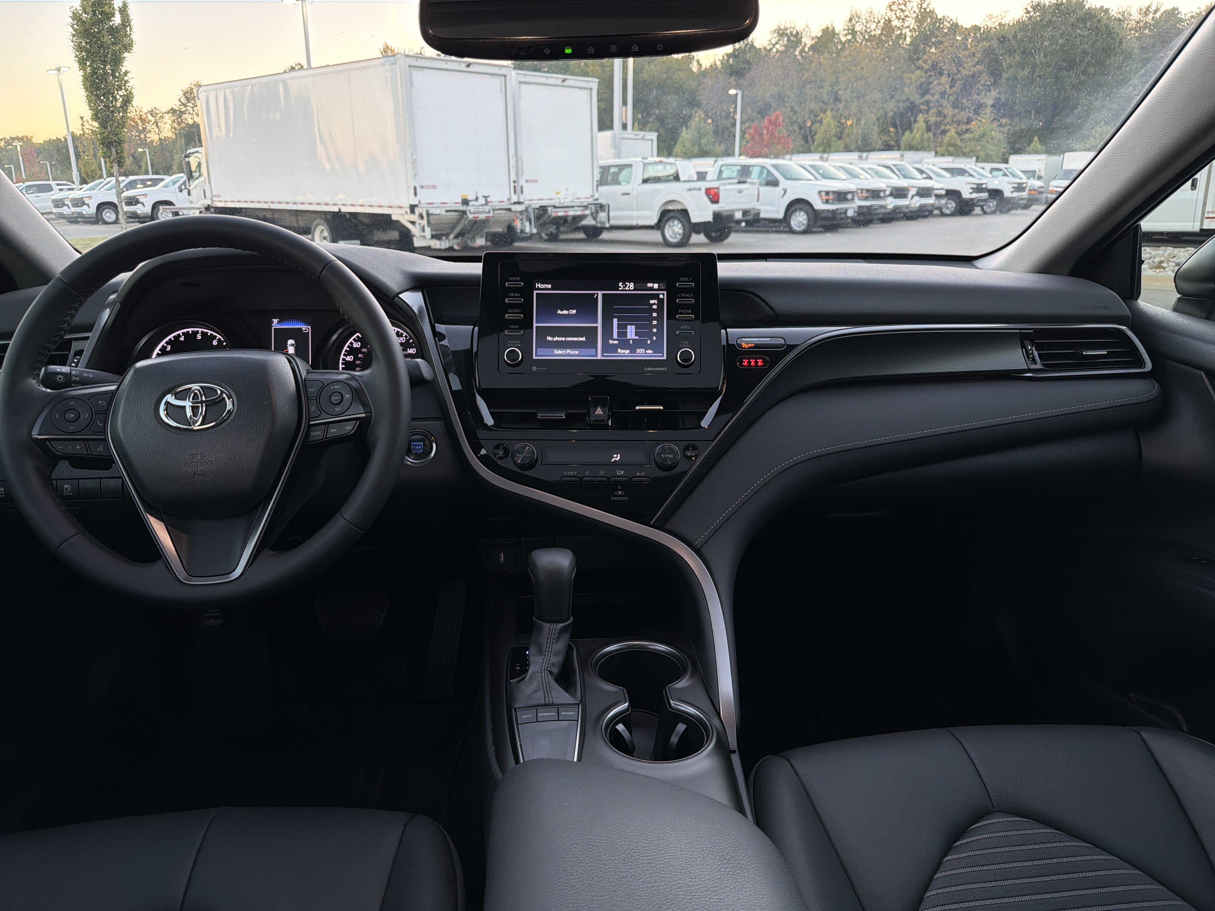 Used 2024 Toyota Camry SE w/ Convenience Package FWD image 29