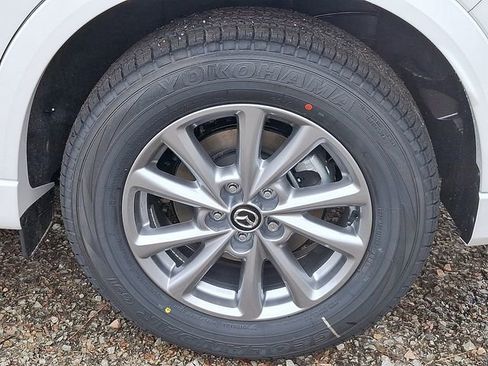 New 2025 MAZDA CX-5 AWD 2.5 S w/ Preferred Package image 6