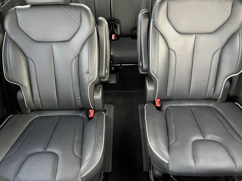 Used 2025 Hyundai Palisade SEL FWD image 10