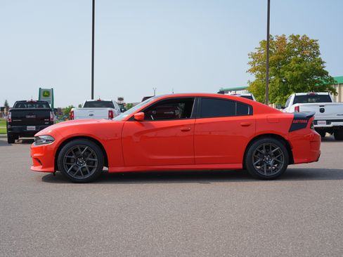 Used 2017 Dodge Charger R/T RWD image 6